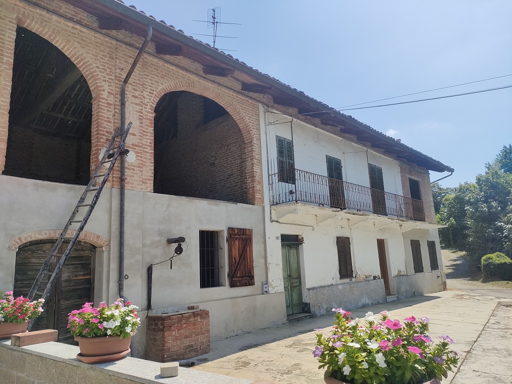 cascina a Viale 