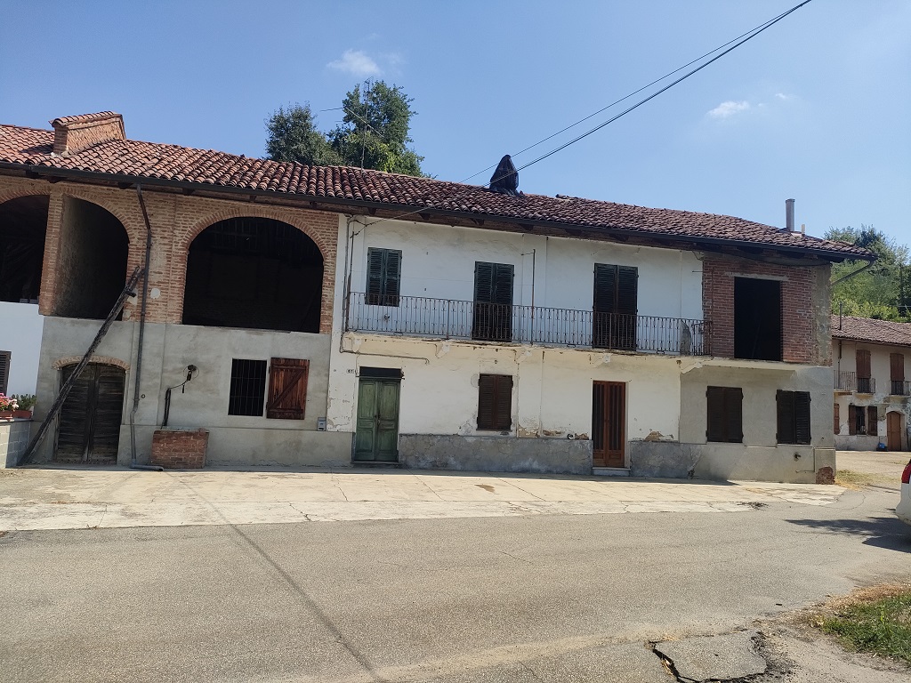 cascina a Viale 